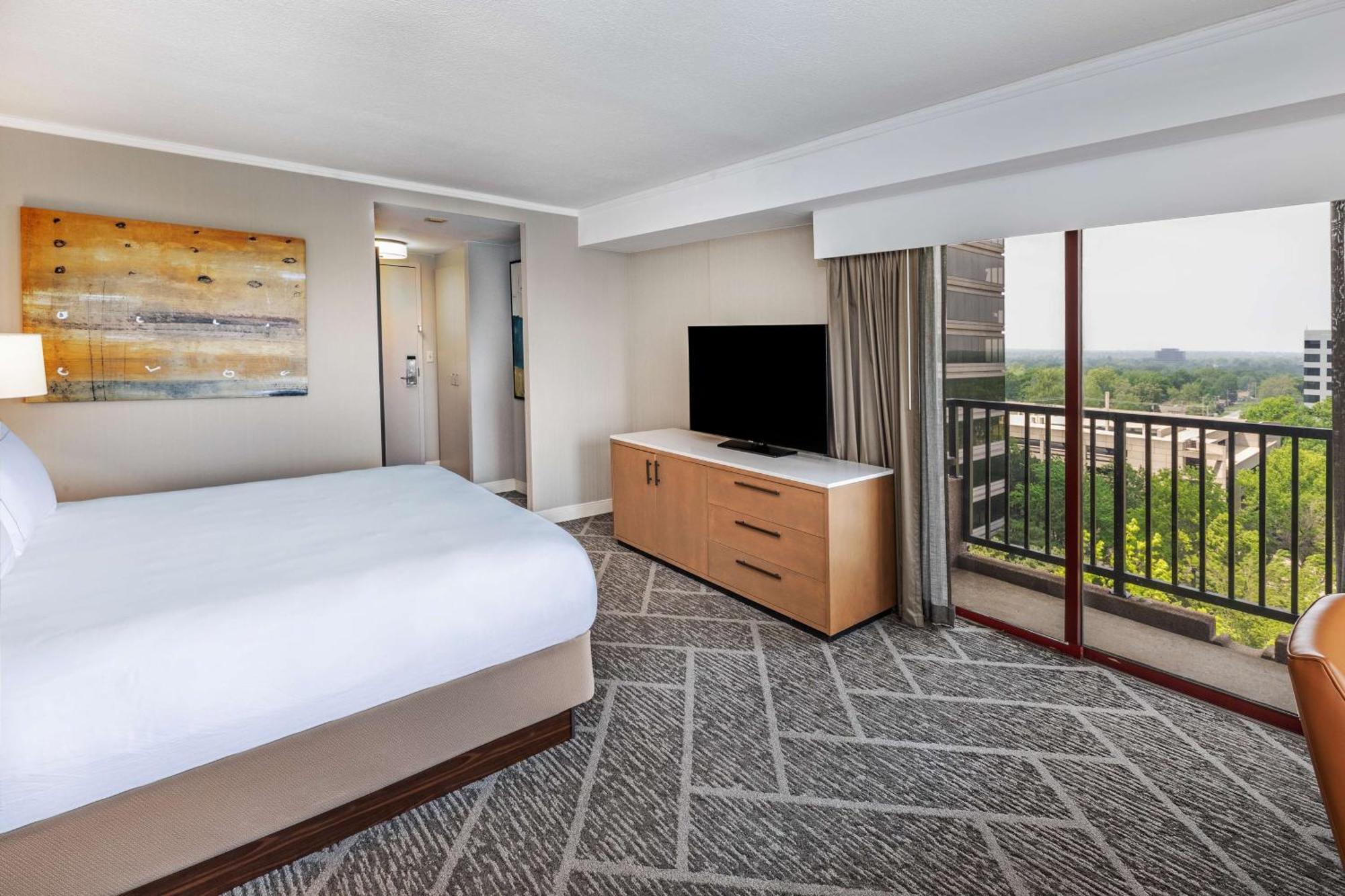 Doubletree By Hilton Tulsa At Warren Place Exteriér fotografie